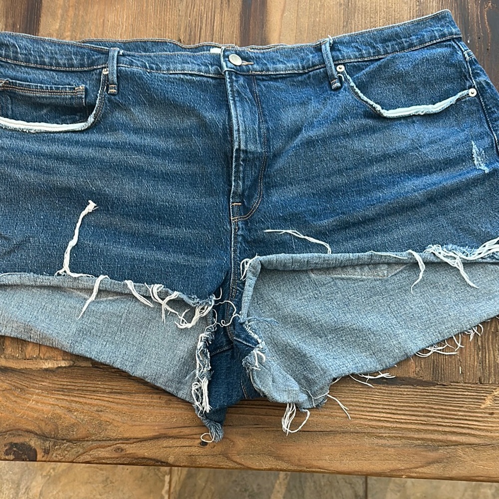 Good American Blue Jean Shorts Distressed Cut-Off Style